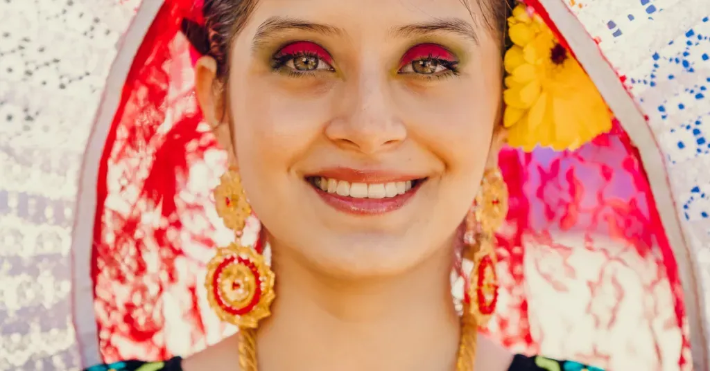 Traje tradicional de tehuana del Istmo de Tehuantepec