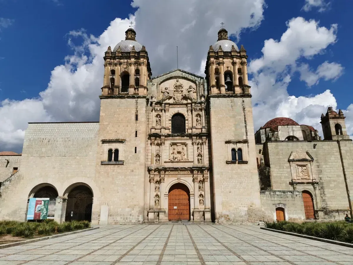 Iglesia de Santo Domingo Oaxaca: Horarios, Costos y Qué Ver (2026)