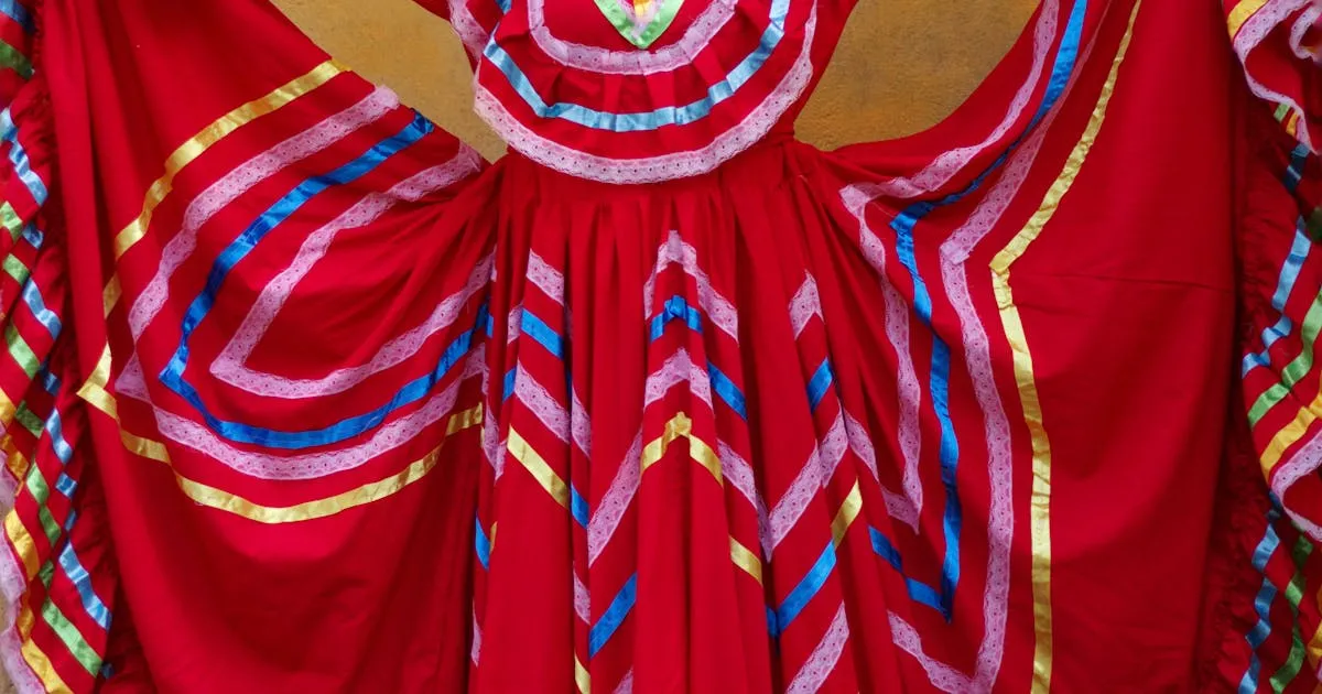 Istmo de Tehuantepec: Cultura Muxe y Tradiciones